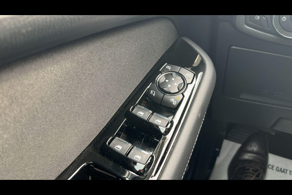Ford S-Max 2.5 FHEV Titanium 7P 190pk | SYNC 3 Navigatie | Apple Carplay/Android Auto | 7 Persoons! | Camera