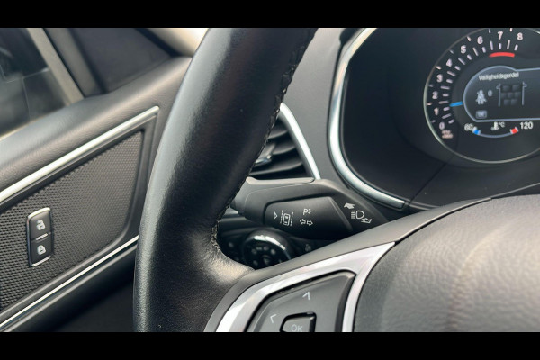 Ford S-Max 2.5 FHEV Titanium 7P 190pk | SYNC 3 Navigatie | Apple Carplay/Android Auto | 7 Persoons! | Camera