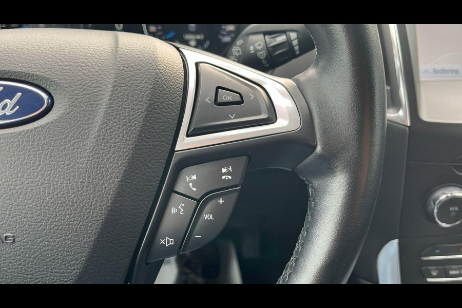 Ford S-Max 2.5 FHEV Titanium 7P 190pk | SYNC 3 Navigatie | Apple Carplay/Android Auto | 7 Persoons! | Camera