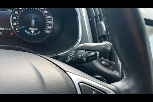Ford S-Max 2.5 FHEV Titanium 7P 190pk | SYNC 3 Navigatie | Apple Carplay/Android Auto | 7 Persoons! | Camera