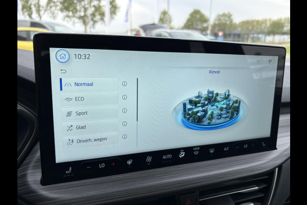 Ford Kuga 2.5 FHEV Active X Zuid | 190pk | Driver Assistance Pack | Technology Pack | Winterpack | Panoramadak | All Weather Banden | Geen stekker nodig