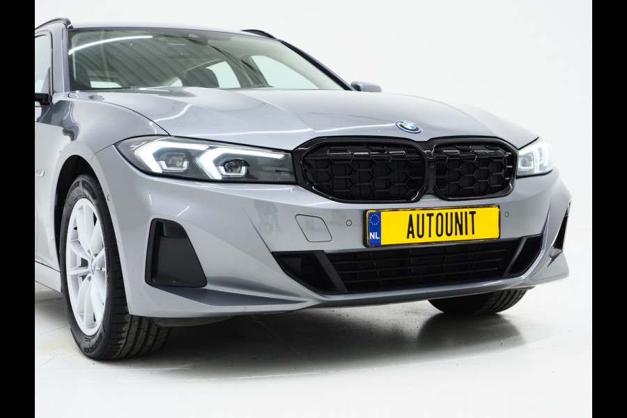 BMW 3 Serie Touring 320e LCI Shadow Line | Keyless | Camera | BLIS | Widescreen | Carplay | Cruise | DAB | LED
