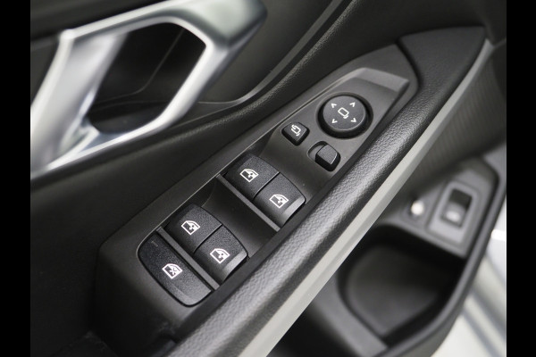 BMW 3 Serie Touring 320e LCI Shadow Line | Keyless | Camera | BLIS | Widescreen | Carplay | Cruise | DAB | LED