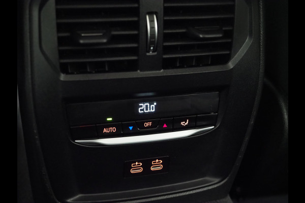 BMW 3 Serie Touring 320e LCI Shadow Line | Keyless | Camera | BLIS | Widescreen | Carplay | Cruise | DAB | LED
