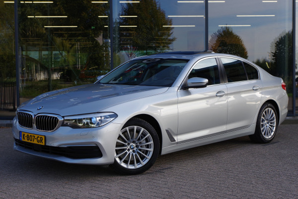 BMW 5 Serie 540i 340 PK xDrive High Executive, Trekhaak, Schuif-Kanteldak, Adap. Cruise Control, Memory