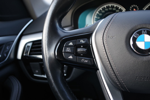 BMW 5 Serie 540i 340 PK xDrive High Executive, Trekhaak, Schuif-Kanteldak, Adap. Cruise Control, Memory