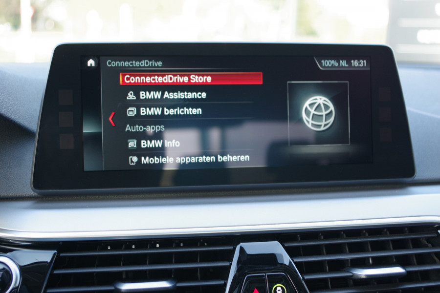 BMW 5 Serie 540i 340 PK xDrive High Executive, Trekhaak, Schuif-Kanteldak, Adap. Cruise Control, Memory