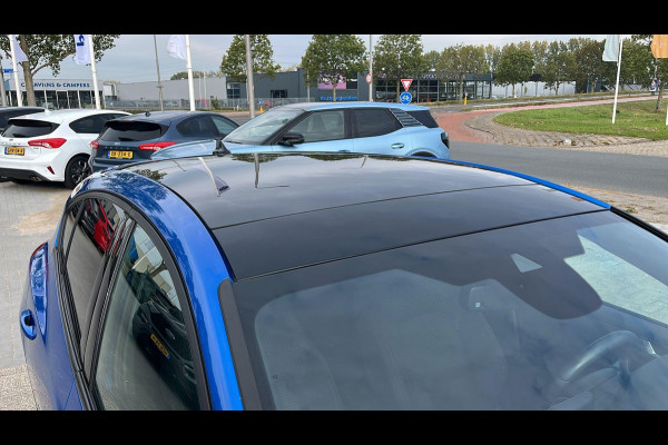 Ford Focus 1.0 EcoBoost ST Line Business 125pk Panorama dak | Achteruitrijcamera | Adaptieve Cruise | Winterpack | Full LED | B&O Audio | 18 inch velgen
