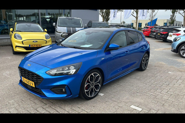 Ford Focus 1.0 EcoBoost ST Line Business 125pk Panorama dak | Achteruitrijcamera | Adaptieve Cruise | Winterpack | Full LED | B&O Audio | 18 inch velgen