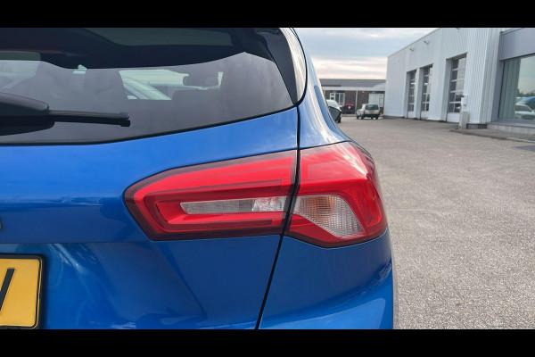 Ford Focus 1.0 EcoBoost ST Line Business 125pk Panorama dak | Achteruitrijcamera | Adaptieve Cruise | Winterpack | Full LED | B&O Audio | 18 inch velgen
