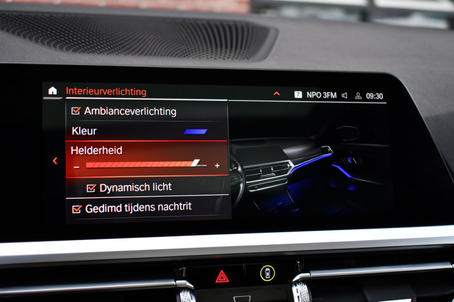 BMW 3 Serie Touring 330e M-Sport Pano HUD El-zetels laser-LED Camera