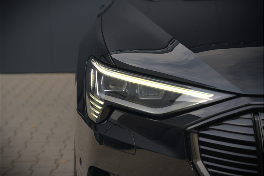 Audi e-tron 55 quattro Business edition 95 kWh S-Line | Panoramadak | Bang & Olufsen | Stoelkoeling | Stoelverwarming | Massage | Head-Up Display | 360 Camera | Matrix LED | Luchtvering | Nachtzicht | Memory Seats | Elektrisch Verstelbare Stoele