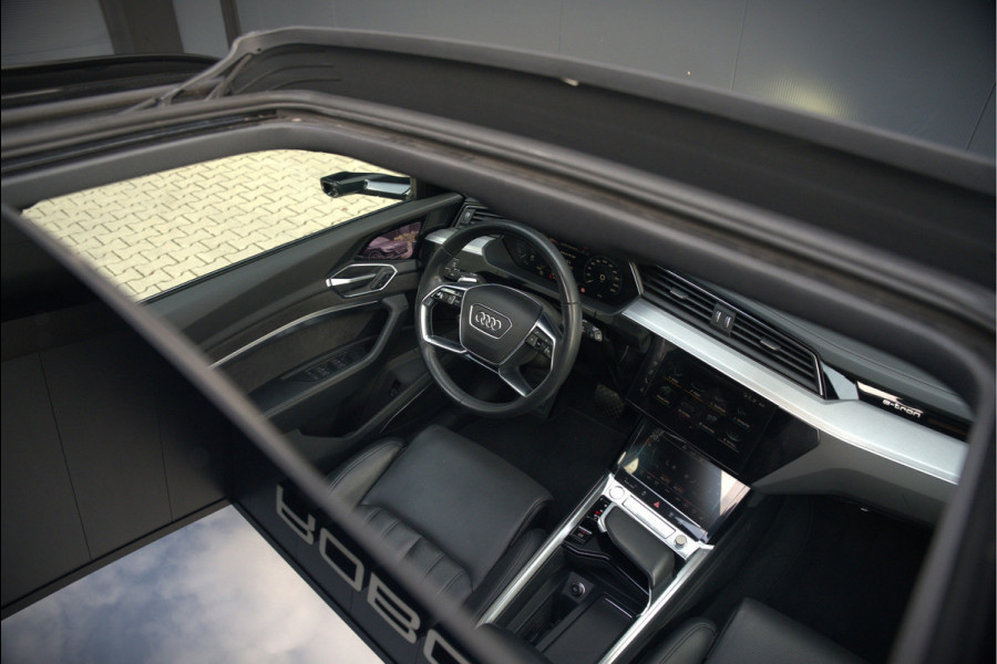 Audi e-tron 55 quattro Business edition 95 kWh S-Line | Panoramadak | Bang & Olufsen | Stoelkoeling | Stoelverwarming | Massage | Head-Up Display | 360 Camera | Matrix LED | Luchtvering | Nachtzicht | Memory Seats | Elektrisch Verstelbare Stoele
