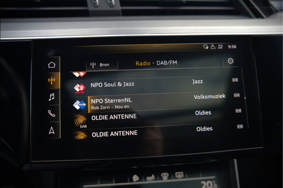 Audi e-tron 55 quattro Business edition 95 kWh S-Line | Panoramadak | Bang & Olufsen | Stoelkoeling | Stoelverwarming | Massage | Head-Up Display | 360 Camera | Matrix LED | Luchtvering | Nachtzicht | Memory Seats | Elektrisch Verstelbare Stoele