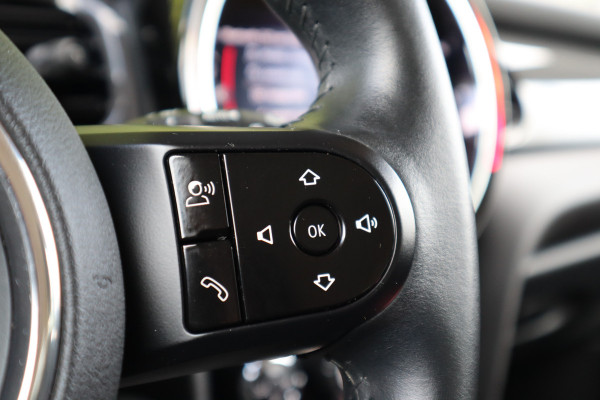 MINI Mini 1.5 One First Essential | Carplay | MINI Mini 1.5 One First Essential | Carplay |