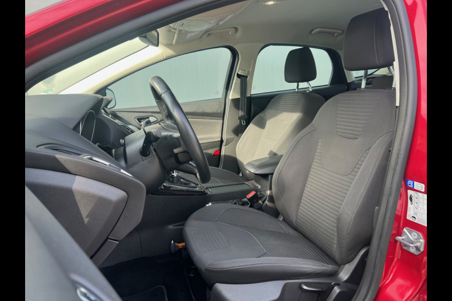 Ford Focus BWJ 2018 | 1.0 126PK Titanium | TREKHAAK | CAMERA  | CLIMA | NAVI | CARPLAY | SPORTSTOELEN | CRUISE | PDC 2X