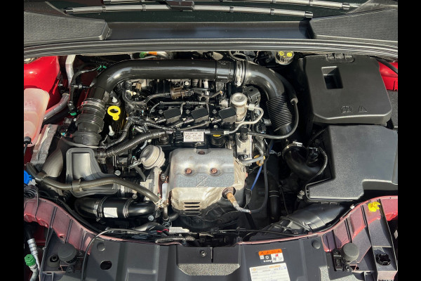 Ford Focus BWJ 2018 | 1.0 126PK Titanium | TREKHAAK | CAMERA  | CLIMA | NAVI | CARPLAY | SPORTSTOELEN | CRUISE | PDC 2X
