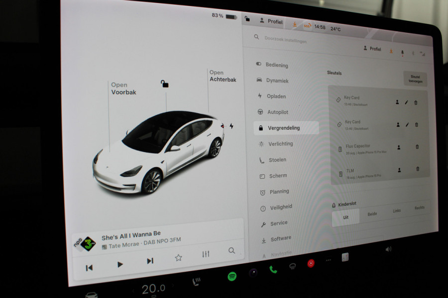 Tesla Model 3 Long Range AWD 75 kWh