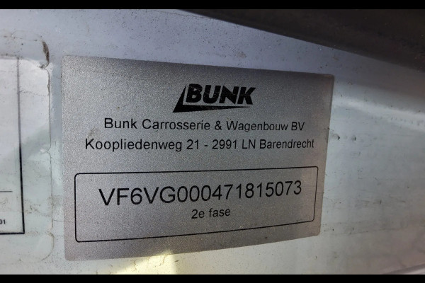 Renault Master 165.35 BAK-KLEP DUBBELLUCHT - EURO 6 - LAADBAK INW. 4.40 METER - VZR-15-H