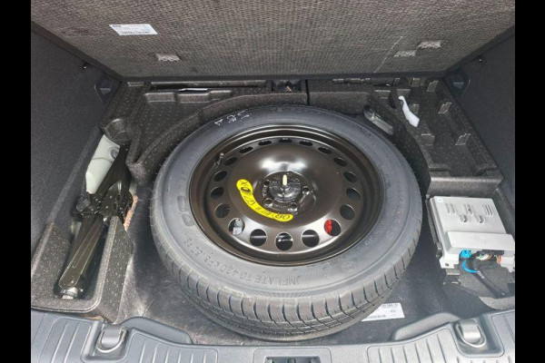 Ford Kuga 2.5 FHEV ST-Line X 190pk | 4WD | Driver Assistance Pack | Panorama dak | Winterpack | Technology Pack | Geen Stekker nodig | 2.100kg Trekgewicht | All Weather Banden