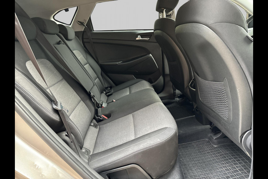 Hyundai Tucson 1.6 GDI Comfort  | navigatie | cruise control | climate control | trekhaak | achteruitrijcamera