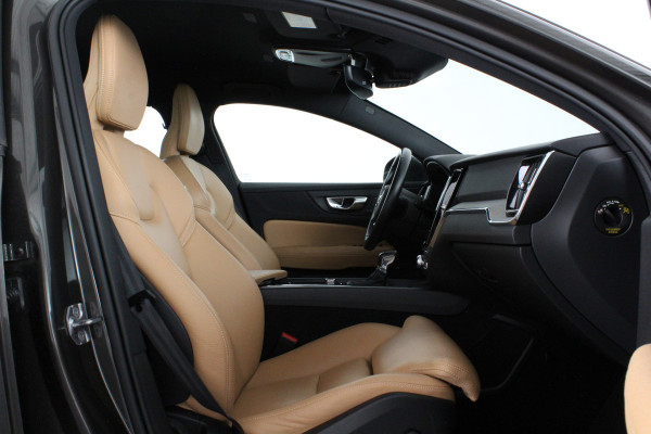 Volvo V60 2.0 T4 Inscription > 190pk/Memory/Leer/19inch/PINE GREY & Moritz Amber...