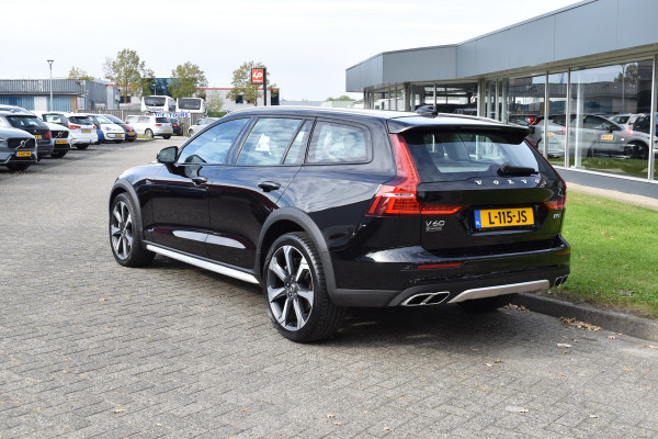 Volvo V60 Cross Country B5 AWD 265PK Automaat Pro | Trekhaak | BLIS | ACC | Camera | 20"LMV | Stuurverwarming