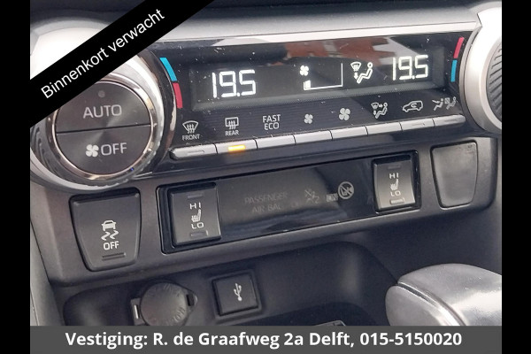 Toyota RAV4 2.5 Hybrid AWD Bi-Tone | BearLock | Alarmsysteem | Afn.Trekhaak | JBL PremiumAudio | Stoelverwarming |