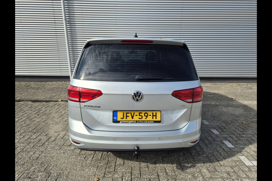 Volkswagen Touran 1.2 TSI 7persoons,clima,wegklapbare trekhaak,stoelverwarming,parkeersensoren