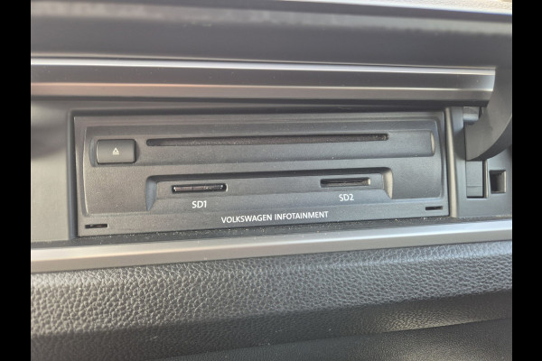 Volkswagen Touran 1.2 TSI 7persoons,clima,wegklapbare trekhaak,stoelverwarming,parkeersensoren