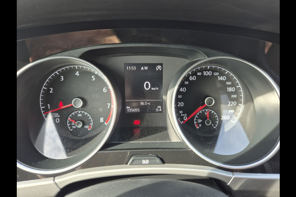 Volkswagen Touran 1.2 TSI 7persoons,clima,wegklapbare trekhaak,stoelverwarming,parkeersensoren