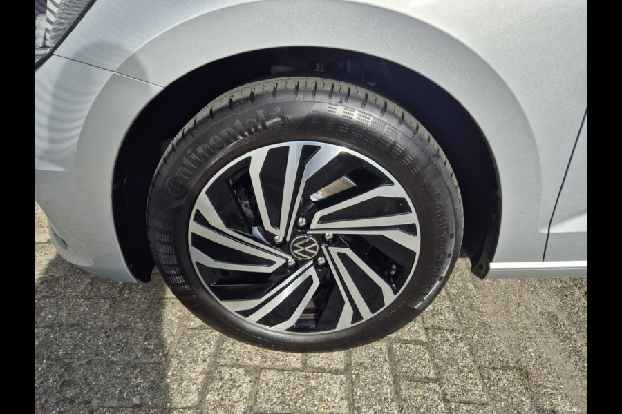 Volkswagen Touran 1.2 TSI 7persoons,clima,wegklapbare trekhaak,stoelverwarming,parkeersensoren