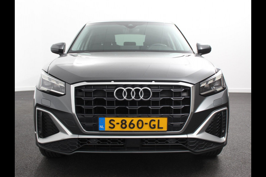 Audi Q2 35 TFSI 150pk Automaat S Edition Audi Q2 35 TFSI S Edition | Navigatie | Camera | Adaptive Cruise Control | LED Matrix | Elektrische Achterklep | Keyless Entry |