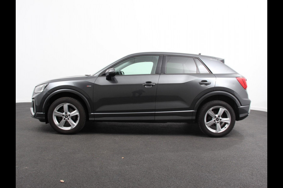 Audi Q2 35 TFSI 150pk Automaat S Edition Audi Q2 35 TFSI S Edition | Navigatie | Camera | Adaptive Cruise Control | LED Matrix | Elektrische Achterklep | Keyless Entry |