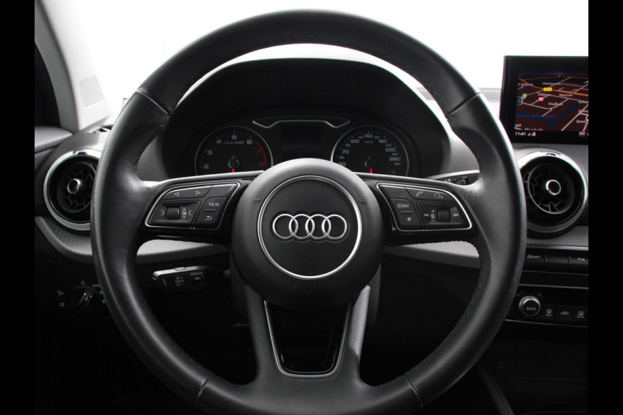 Audi Q2 35 TFSI 150pk Automaat S Edition Audi Q2 35 TFSI S Edition | Navigatie | Camera | Adaptive Cruise Control | LED Matrix | Elektrische Achterklep | Keyless Entry |