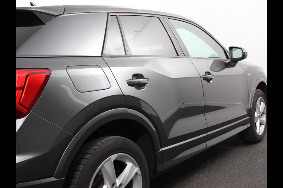 Audi Q2 35 TFSI 150pk Automaat S Edition Audi Q2 35 TFSI S Edition | Navigatie | Camera | Adaptive Cruise Control | LED Matrix | Elektrische Achterklep | Keyless Entry |