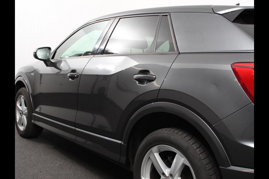Audi Q2 35 TFSI 150pk Automaat S Edition Audi Q2 35 TFSI S Edition | Navigatie | Camera | Adaptive Cruise Control | LED Matrix | Elektrische Achterklep | Keyless Entry |