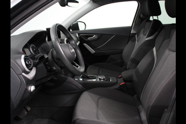Audi Q2 35 TFSI 150pk Automaat S Edition Audi Q2 35 TFSI S Edition | Navigatie | Camera | Adaptive Cruise Control | LED Matrix | Elektrische Achterklep | Keyless Entry |
