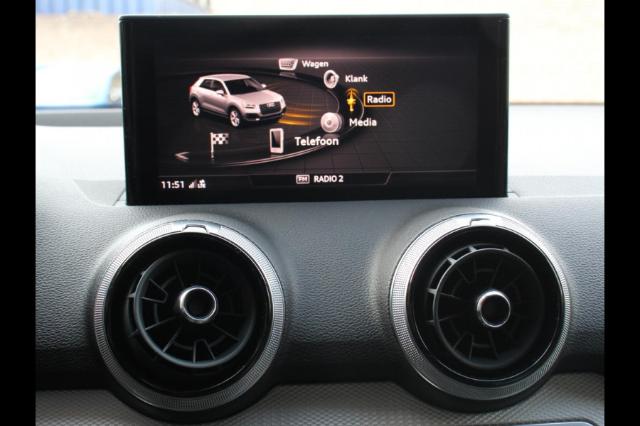 Audi Q2 35 TFSI 150pk Automaat S Edition Audi Q2 35 TFSI S Edition | Navigatie | Camera | Adaptive Cruise Control | LED Matrix | Elektrische Achterklep | Keyless Entry |