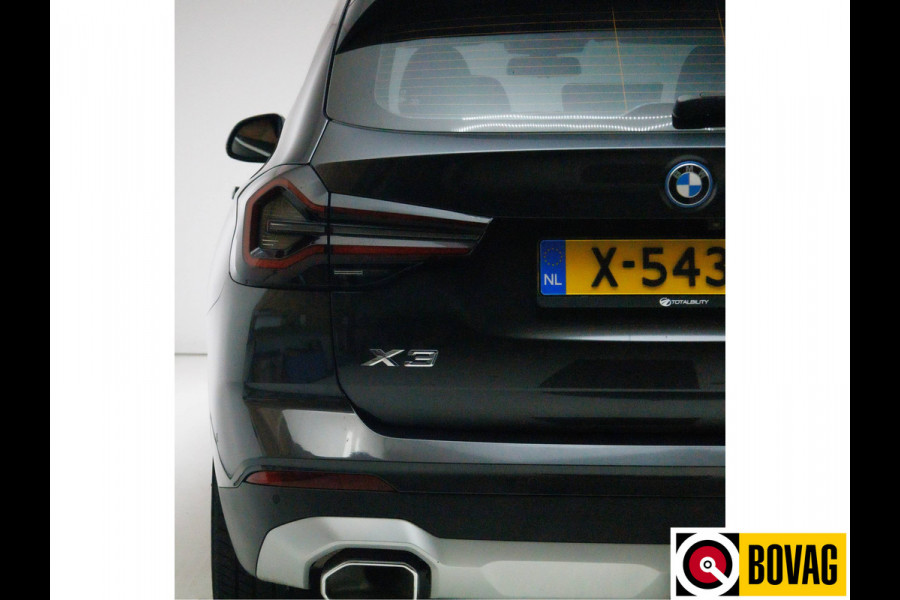 BMW X3 xDrive30e 293 PK | LCI FACELIFT | Elec. trekhaak | Panoramadak | Stoel- & stuurverwarming | Elec. klep, Navigatie, App. connect