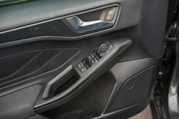 Ford Focus ST Line Navigatie Cruise Camera DAB+ Keyless
