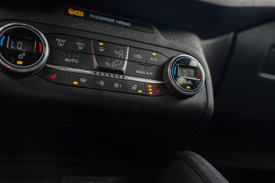 Ford Focus ST Line Navigatie Cruise Camera DAB+ Keyless