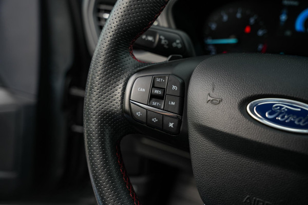 Ford Focus ST Line Navigatie Cruise Camera DAB+ Keyless