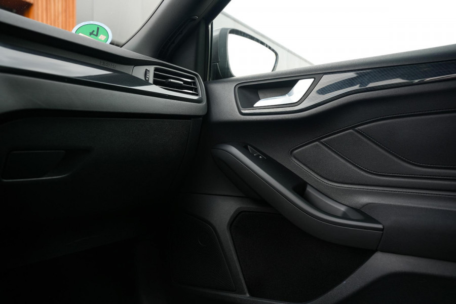 Ford Focus ST Line Navigatie Cruise Camera DAB+ Keyless