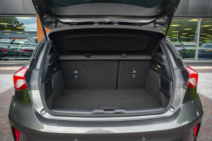 Ford Focus ST Line Navigatie Cruise Camera DAB+ Keyless