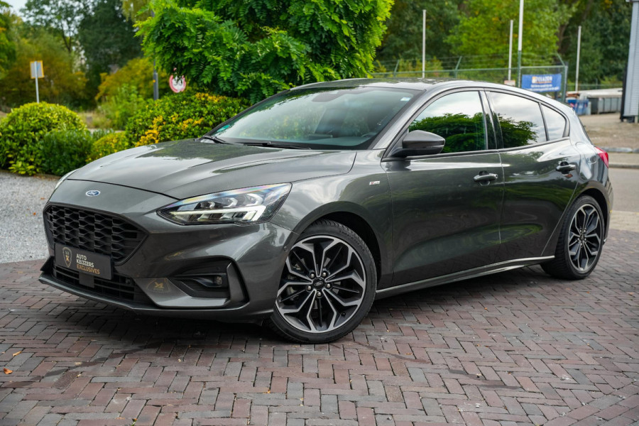 Ford Focus ST Line Navigatie Cruise Camera DAB+ Keyless