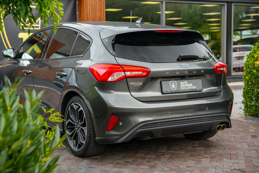 Ford Focus ST Line Navigatie Cruise Camera DAB+ Keyless