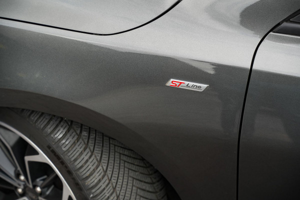 Ford Focus ST Line Navigatie Cruise Camera DAB+ Keyless