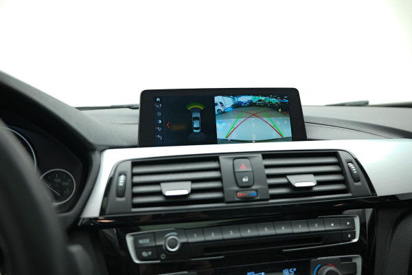 BMW 3-serie 330e iPerformance Sport |Schuifdak|Leder|HUD|Navi|
