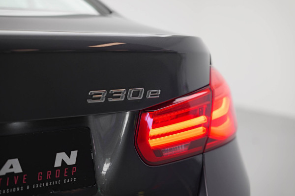 BMW 3-serie 330e iPerformance Sport |Schuifdak|Leder|HUD|Navi|